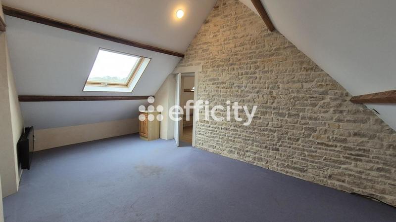 Maison - 230 m² - 10 pièces