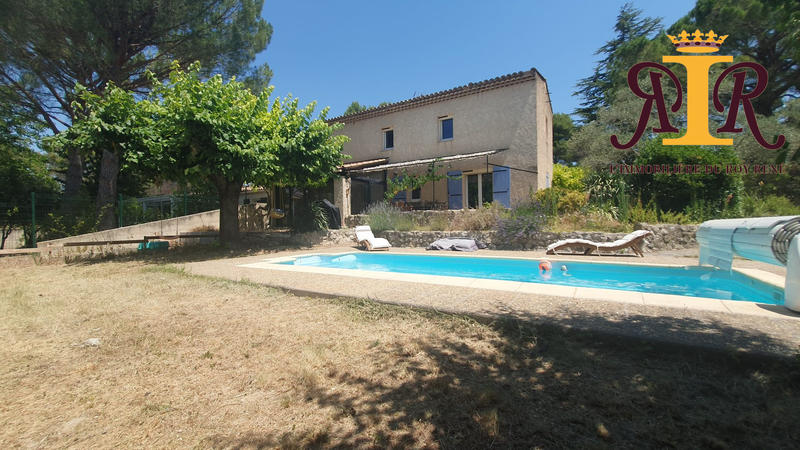 Villa - 137 m² - 5 pièces