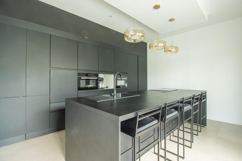 Maison - 170 m² - 6 pièces