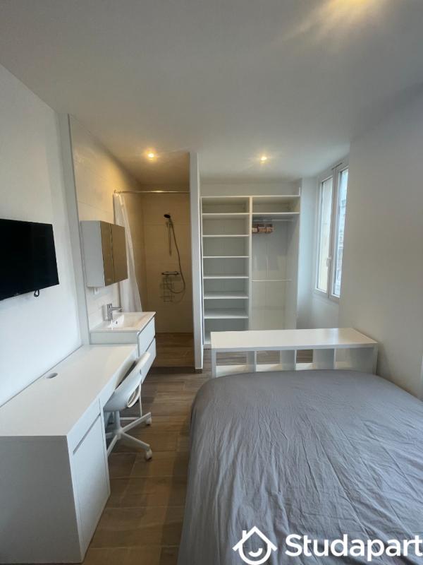 Chambre - 11 m² - 1 pièce