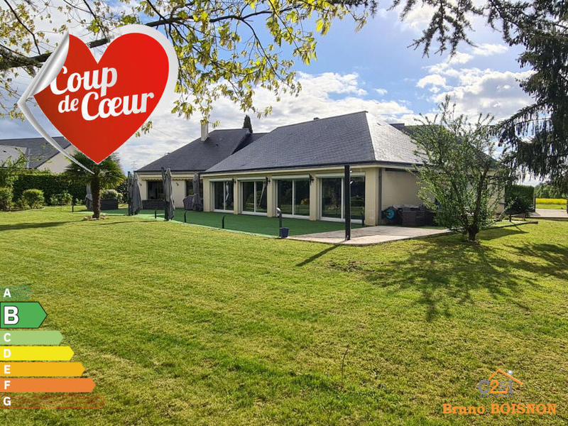 Maison - 317 m² - 8 pièces