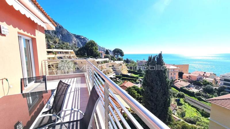 Villa sur toit - 135 m² - 4 pièces