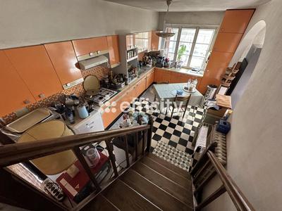 Maison - 380 m² - 14 pièces