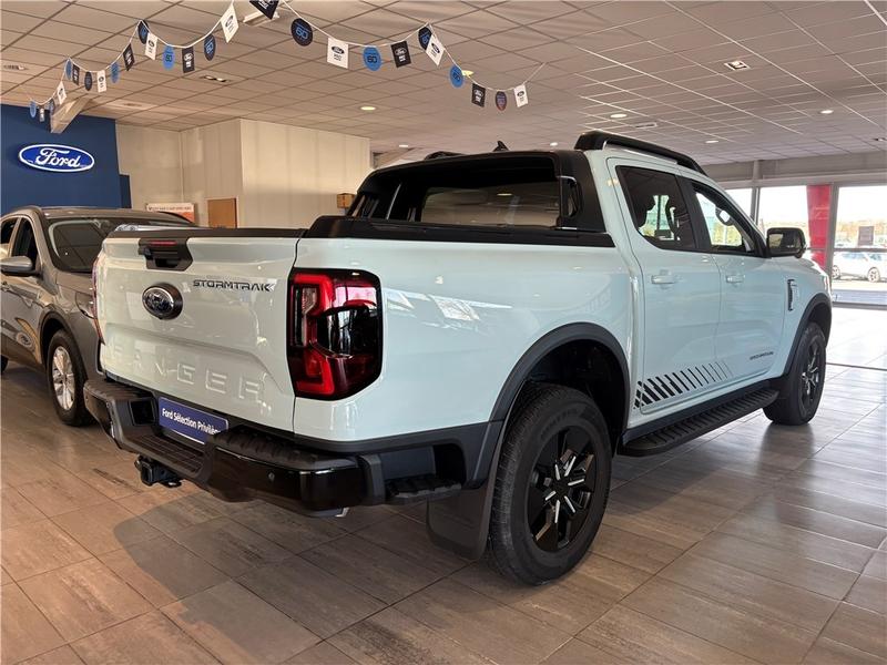 Ford Ranger Double Cabine Dca 2.3 Ecoboost Gtdi 281 Ch Phev s&amp;S Bva10 e-4wd Stormtrak