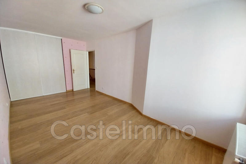 Maison de ville - 111 m² - 5 pièces