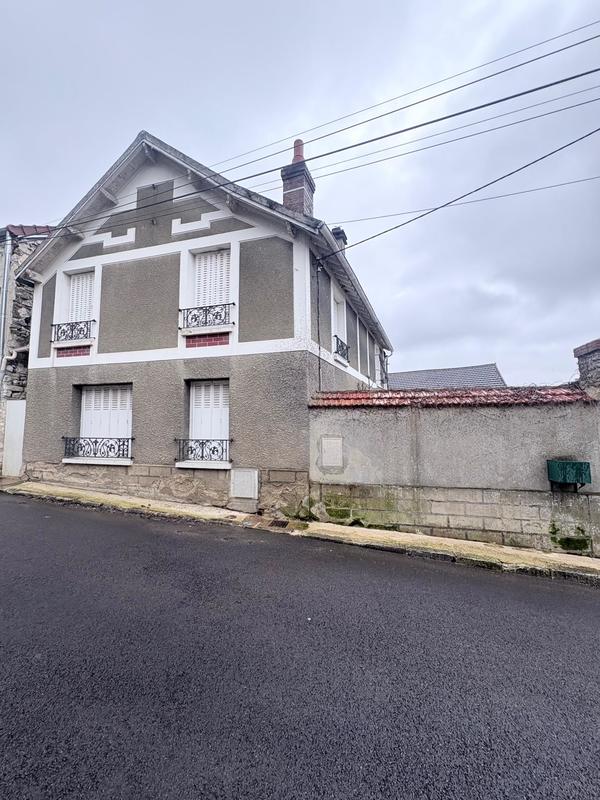 Maison - 100 m² - 5 pièces