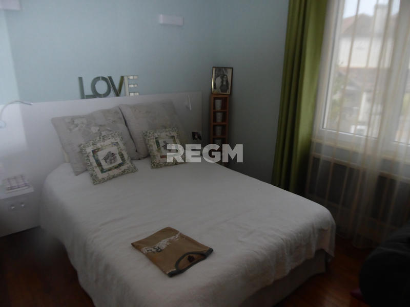 Maison - 170 m² - 7 pièces