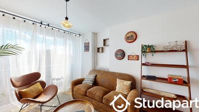 Chambre - 12 m² - 1 pièce