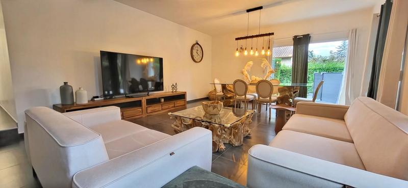 Villa - 140 m² - 5 pièces