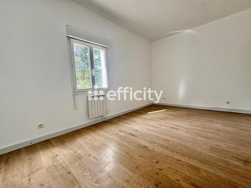 Maison - 178 m² - 5 pièces