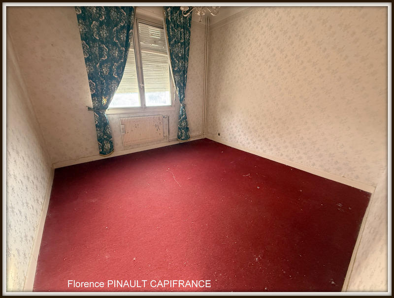 Maison - 176 m² - 8 pièces