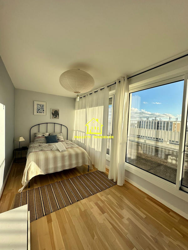 Appartement - 132 m² - 5 pièces