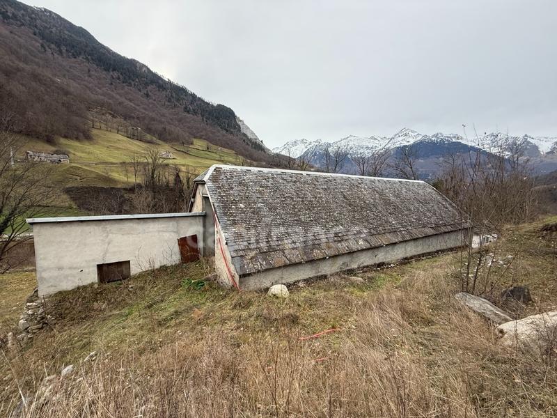 Propriété - 100 m² - 3 pièces