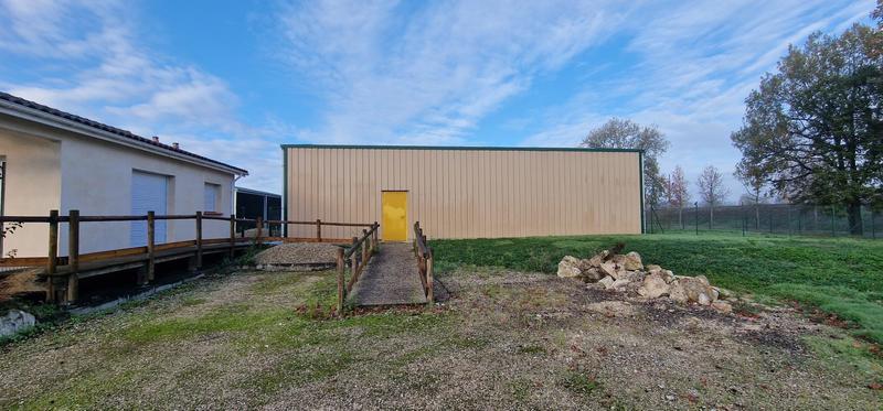 Local commercial - 305 m² - 5 pièces