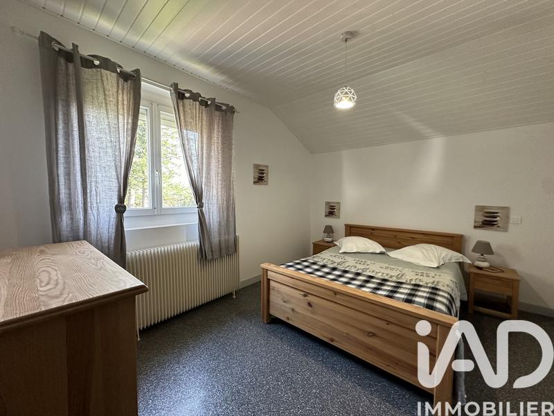 Maison - 317 m² - 7 pièces