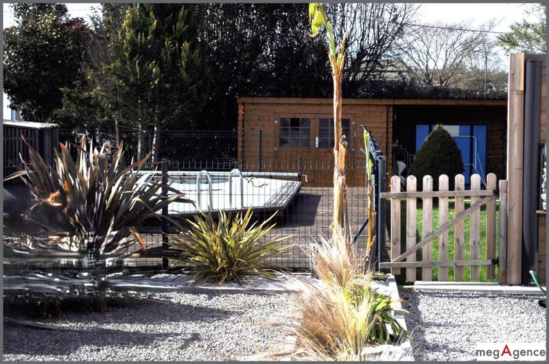 Maison - 175 m² - 9 pièces