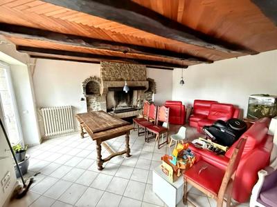 Maison - 144 m² - 7 pièces
