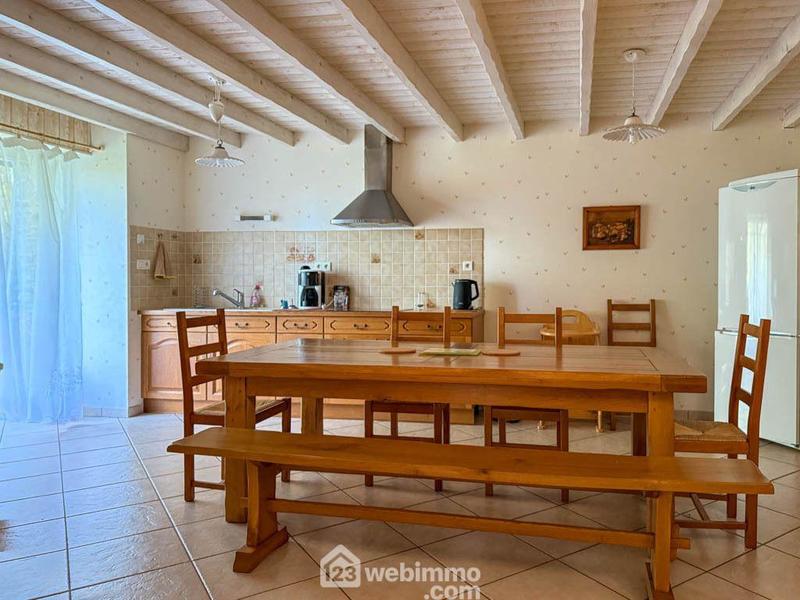 Maison - 692 m² - 21 pièces