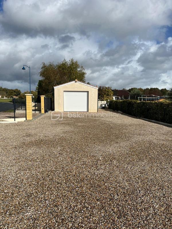 Maison - 102 m² - 4 pièces