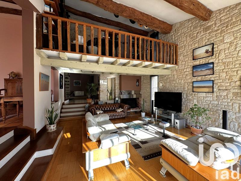 Maison de maîtres - 288 m² - 10 pièces