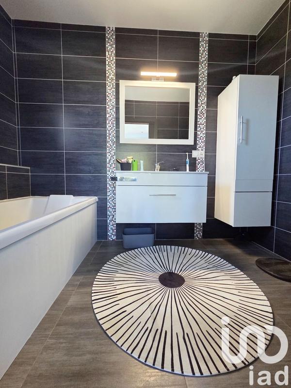 Maison de maîtres - 211 m² - 4 pièces