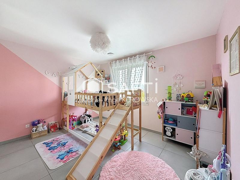 Maison - 122 m² - 6 pièces