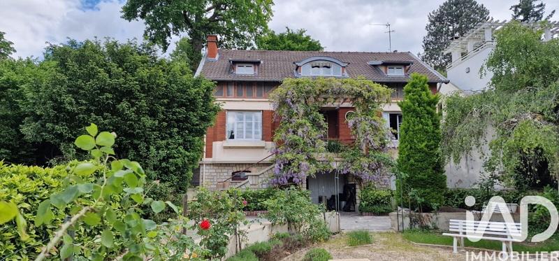 Maison - 180 m² - 7 pièces