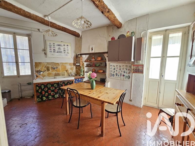 Appartement - 95 m² - 6 pièces