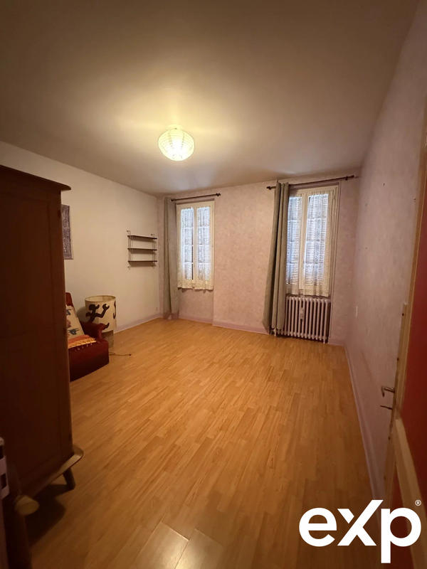 Maison - 136 m² - 6 pièces