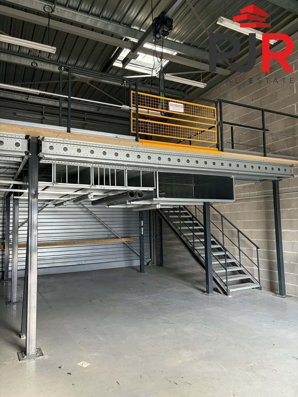 Local d'activités - 350 m²