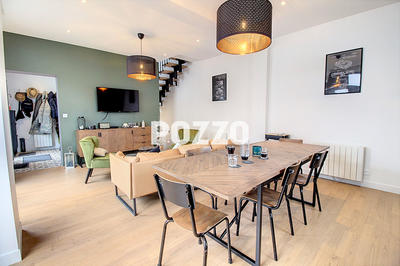 Maison - 141 m² - 6 pièces