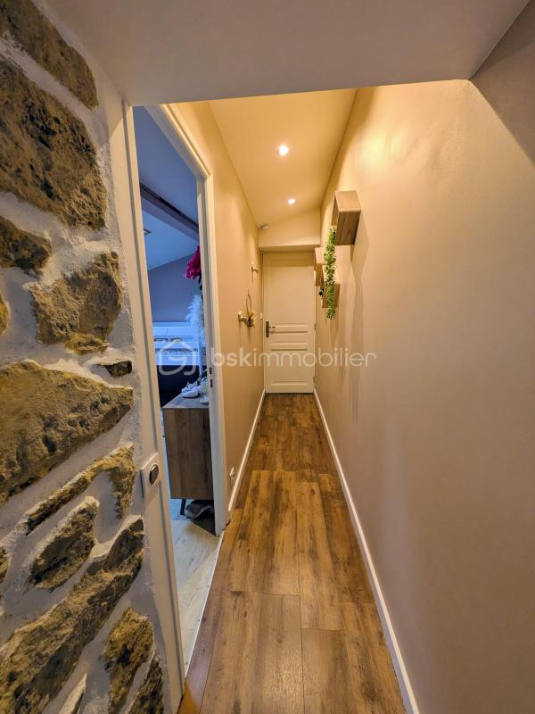 Maison de village - 137 m² - 7 pièces