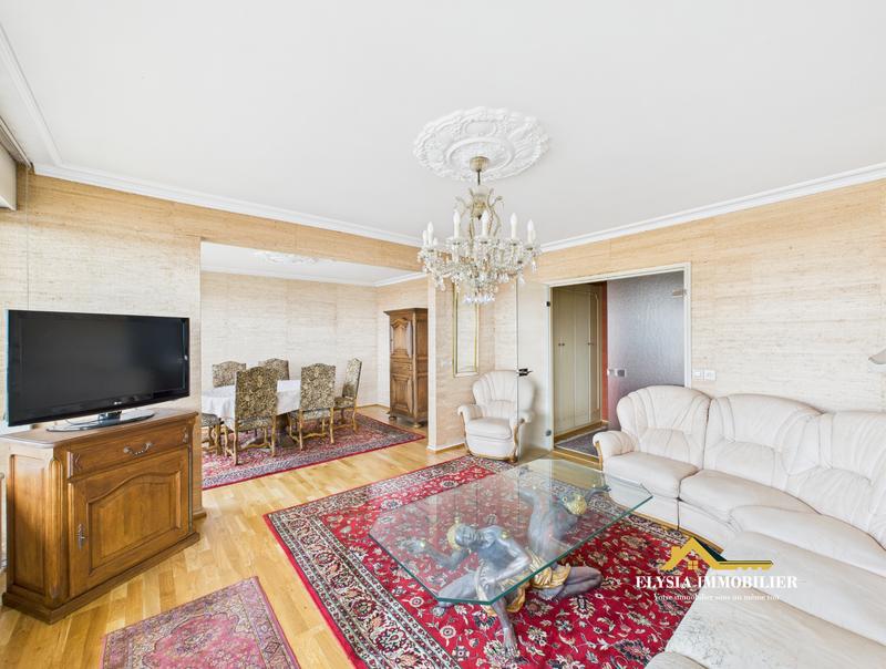 Appartement - 94 m² - 4 pièces