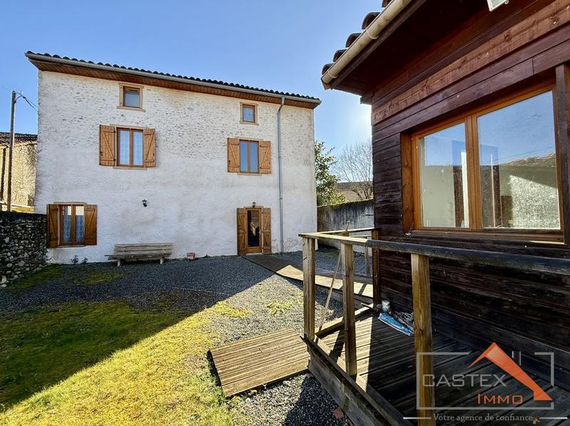 Maison - 149 m² - 6 pièces