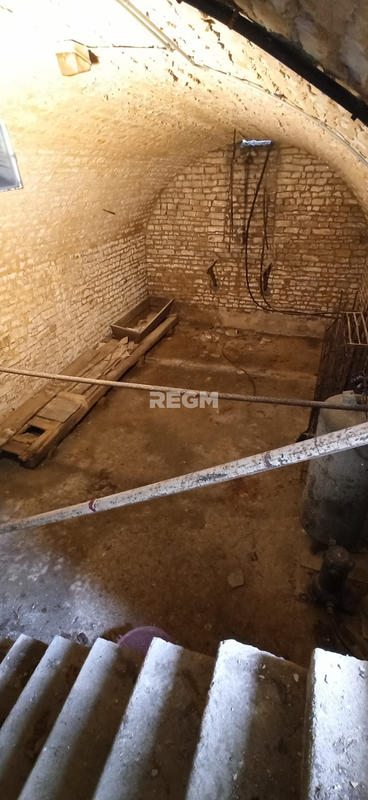 Propriété - 229 m² - 8 pièces