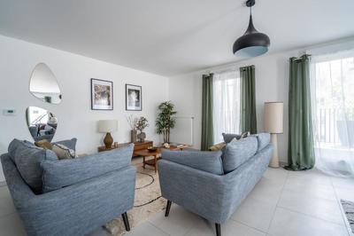 Appartement - 102 m² - 4 pièces