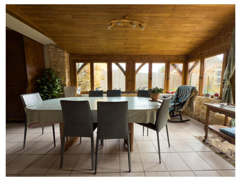 Maison - 211 m² - 10 pièces