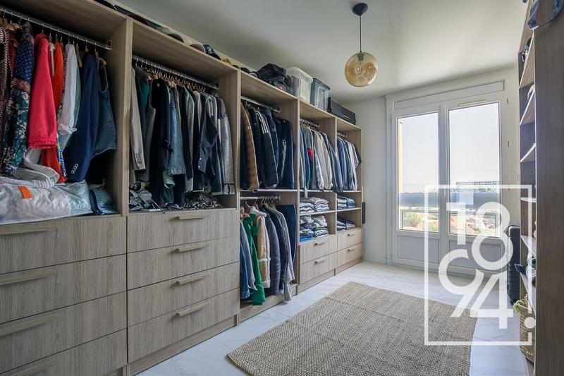 Appartement - 105 m² - 5 pièces