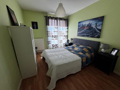 Appartement - 90 m² - 4 pièces