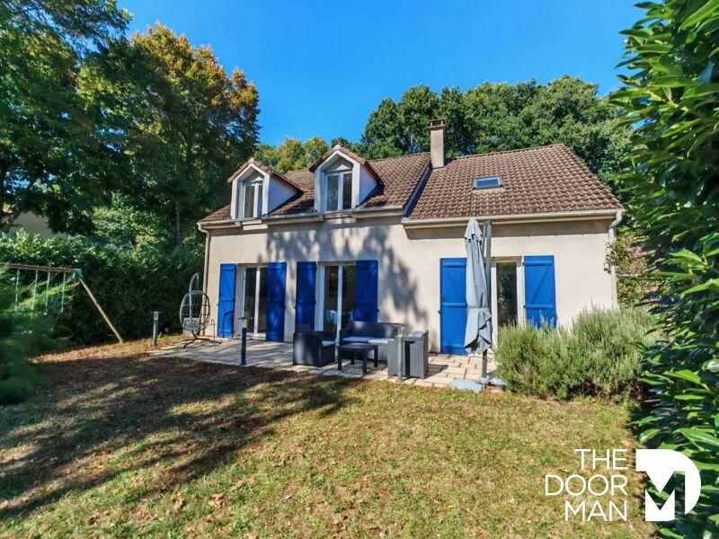 Maison - 135 m² - 6 pièces
