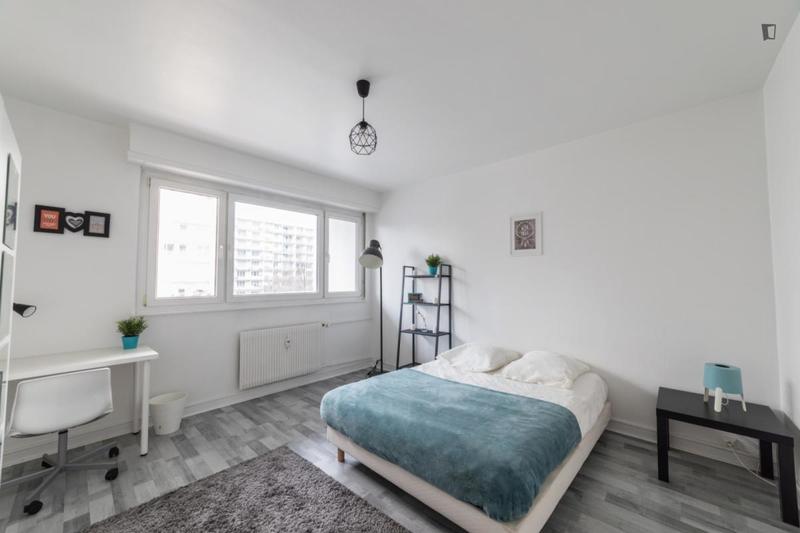 Chambre - 16 m² - 4 pièces