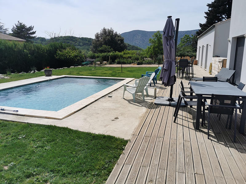 Maison - 180 m² - 5 pièces