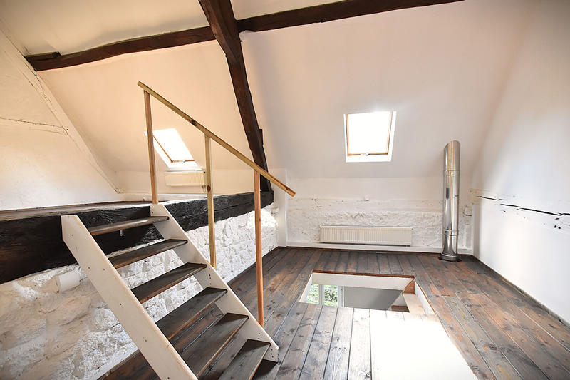 Maison - 153 m² - 9 pièces