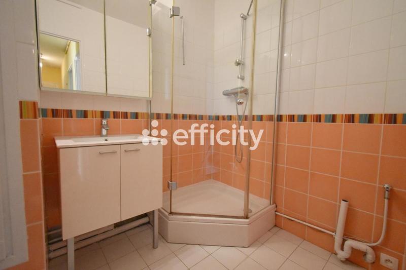 Appartement - 100 m² - 4 pièces