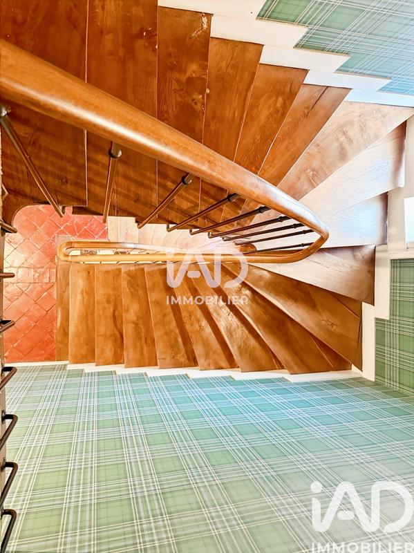 Maison de ville - 295 m² - 9 pièces