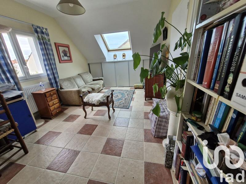 Maison - 184 m² - 9 pièces