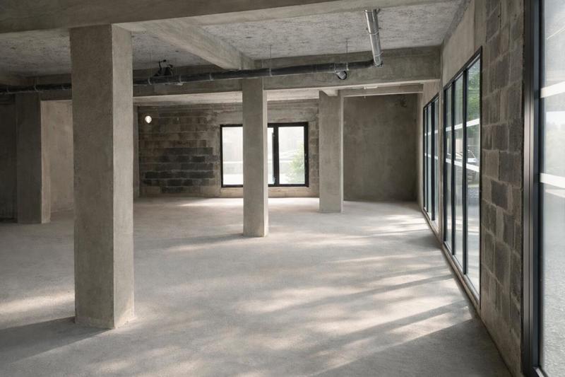 Local commercial - 112 m²