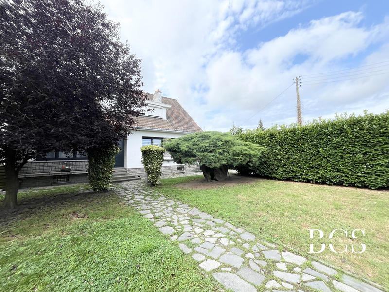 Maison - 174 m² - 9 pièces