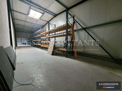 Local d'activité / Entrepôt - 598 m²