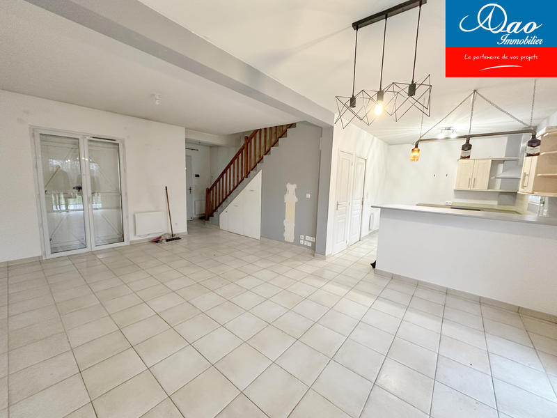 Maison - 83 m² - 5 pièces